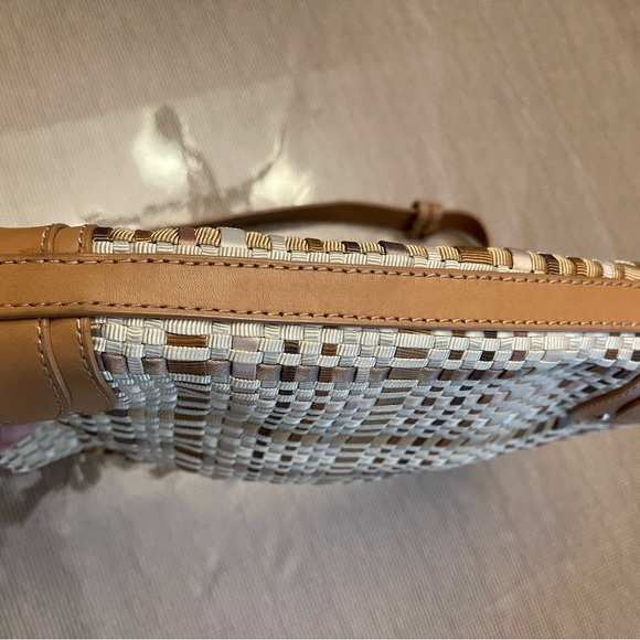 The Sak, fabric weave and leather purse, extra clean condition. - Picture 11 of 13